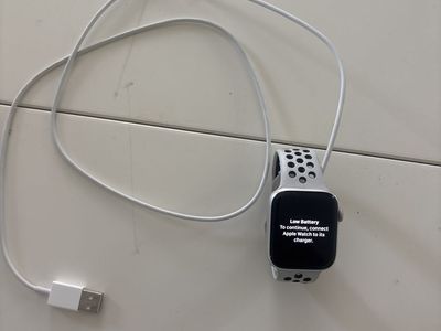 Apple Watch Series 4 Nike edition