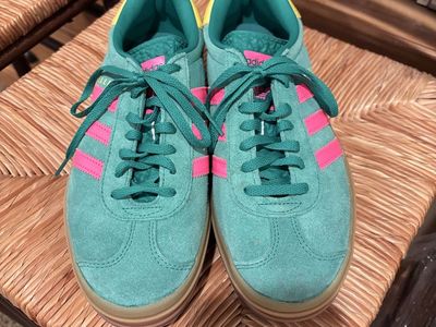 Women’s Adidas Gazelle Platform Sneakers Size 7 Green/Pink