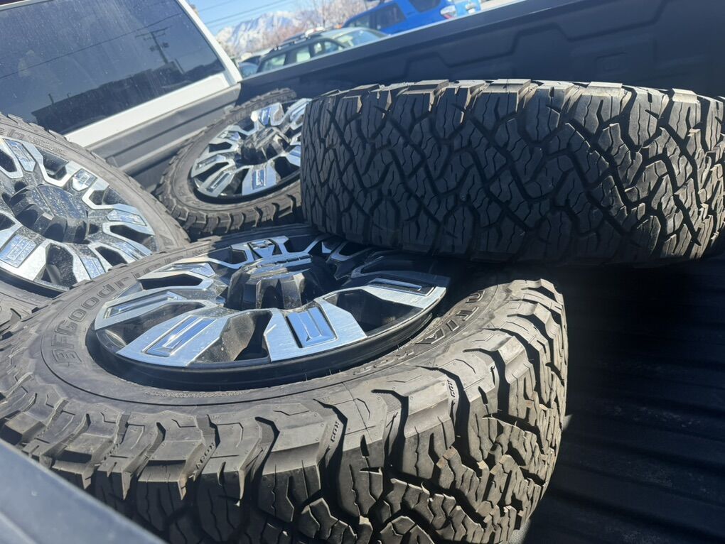 2025 Gmc denali 3500