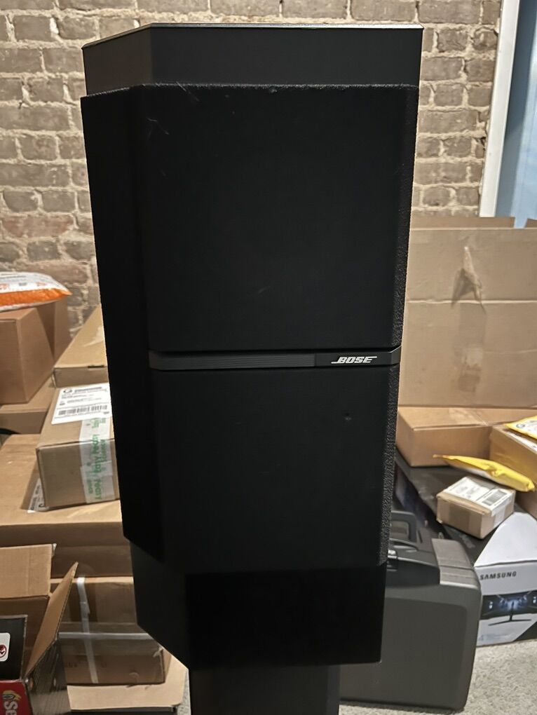 Pair of Bose 4001 Direct Reflecting 100w Speakers