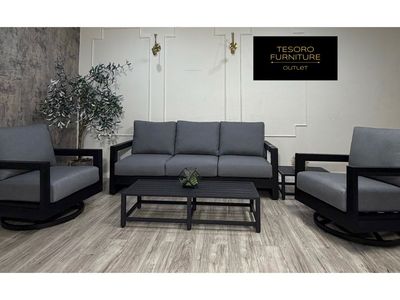NEW HENREDON PATIO SET WE OFFER DELIVERY