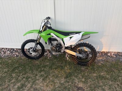 2020 Kawasaki KX450F Dirt Bike