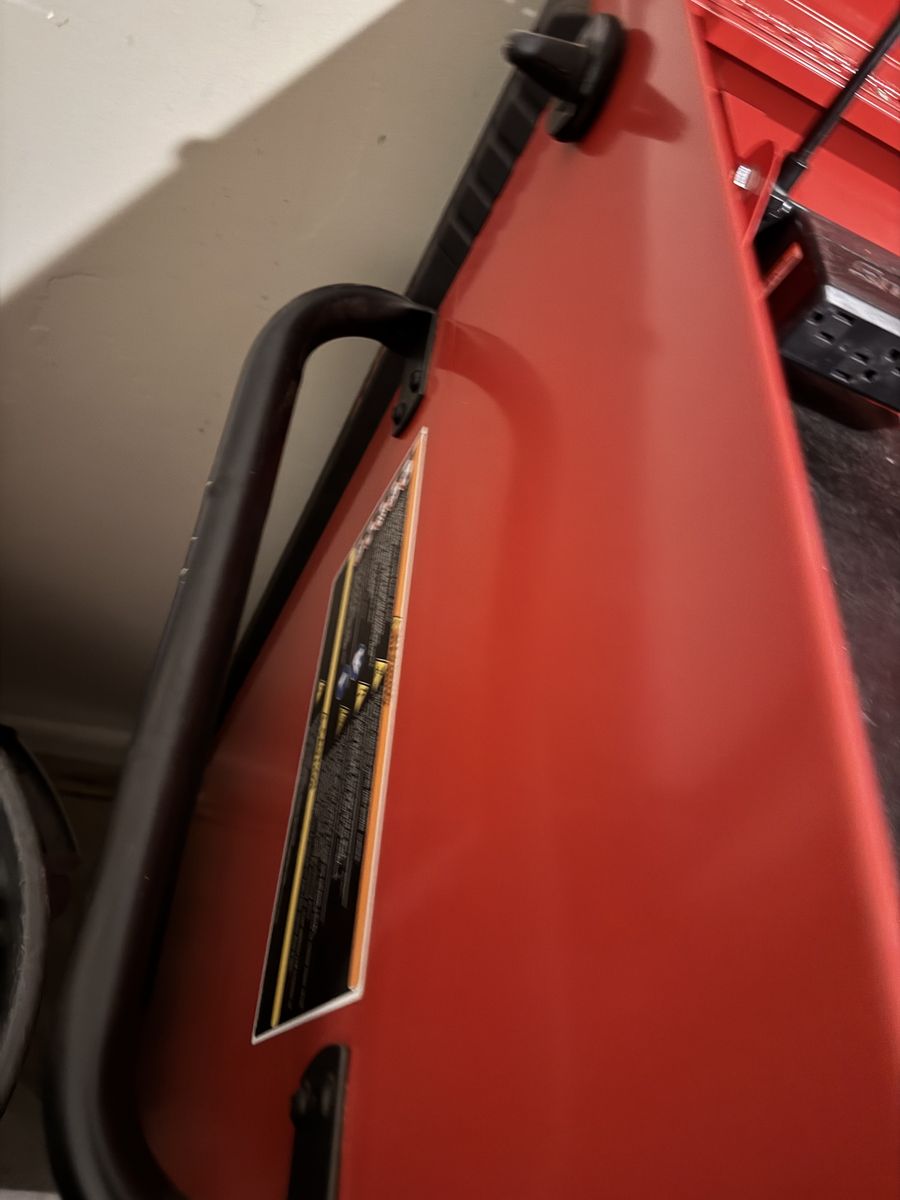 Main image 5