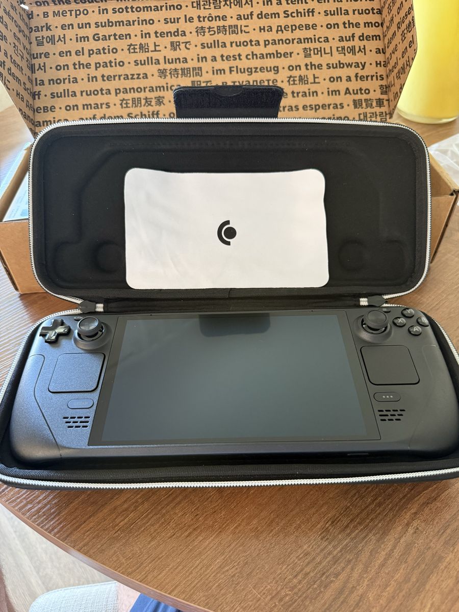 1TB OLED Valve Steam deck BRAND NEW original package