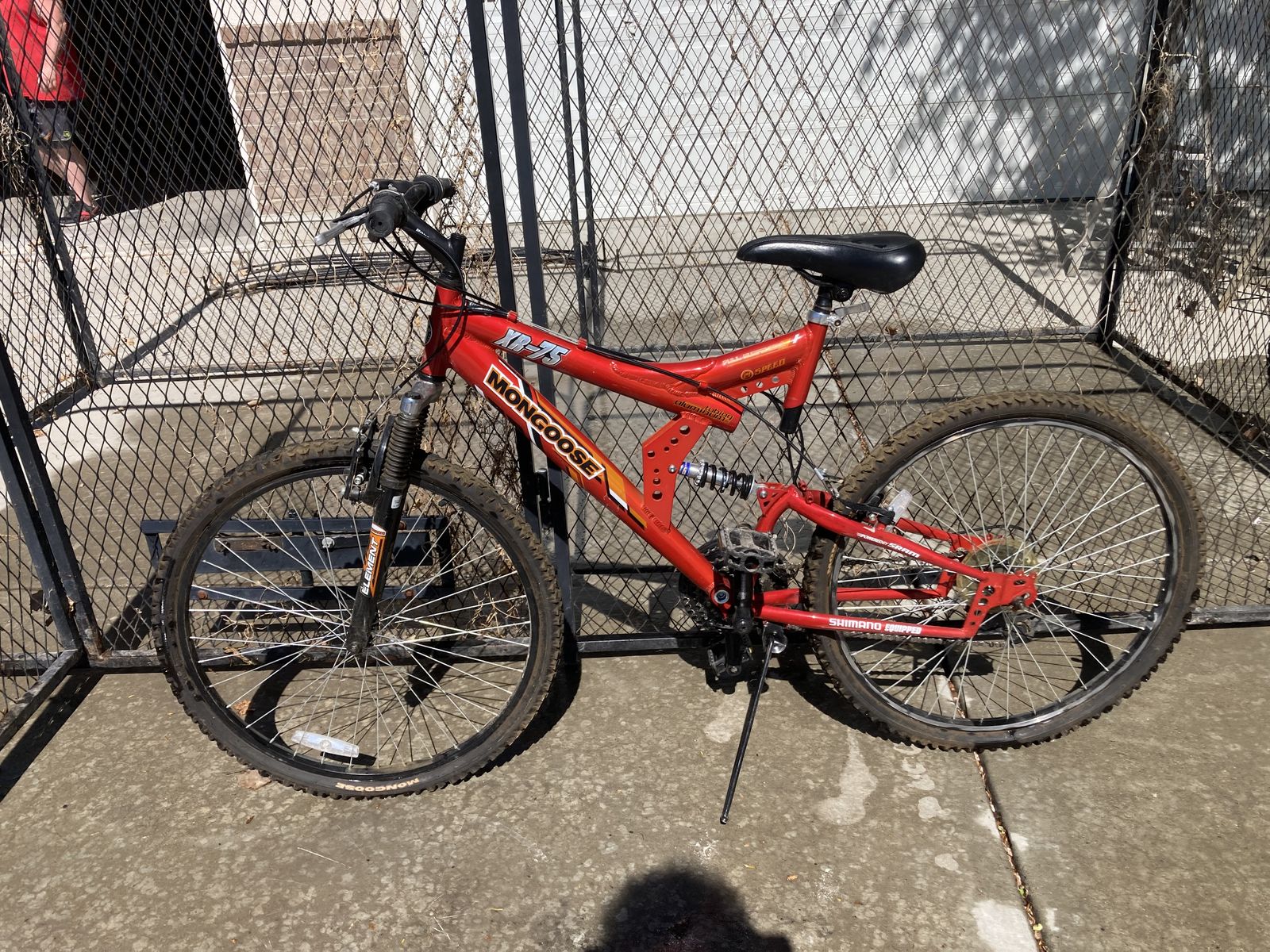 Mongoose mtn bike