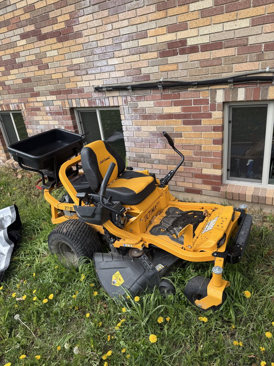 Cub Cadet Zero Turn Mower
