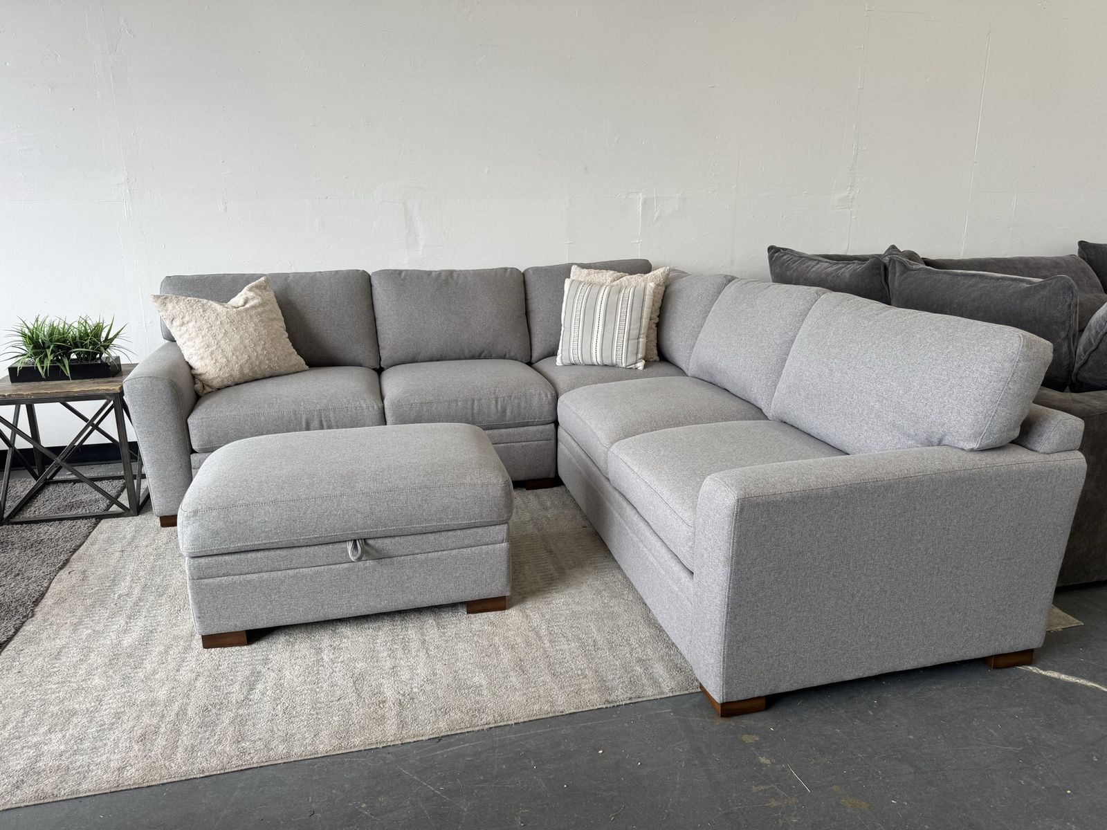 GRAY COSTCO SECTIONAL SOFA COUCH & OTTOMAN
