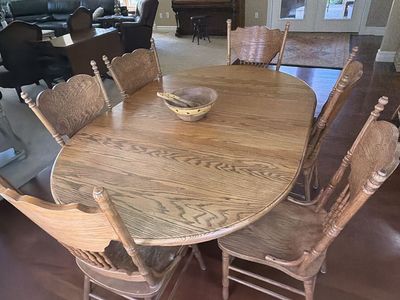 Solid Oak Dining Table with 6 Matching Chairs