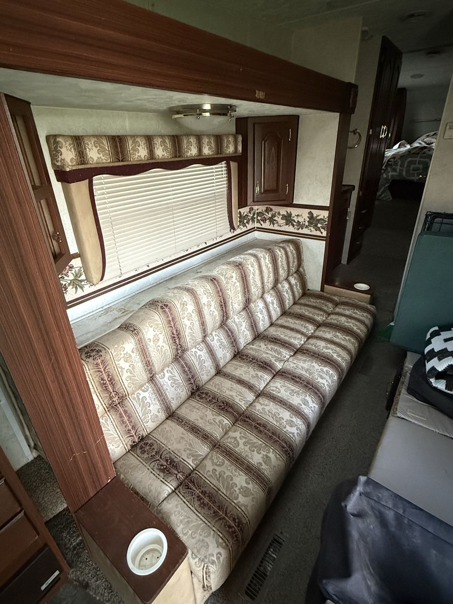 Main image 4