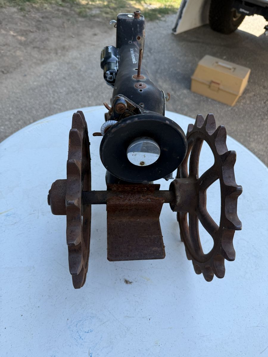 Main image 4