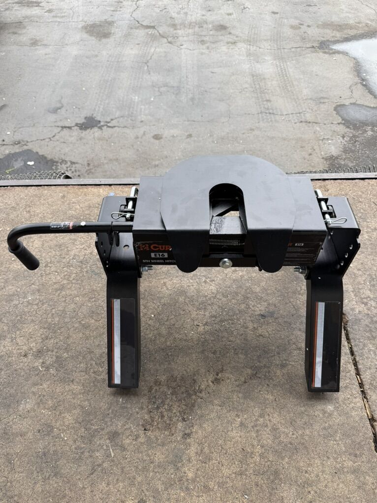Curt E16 Fifth Wheel hitch