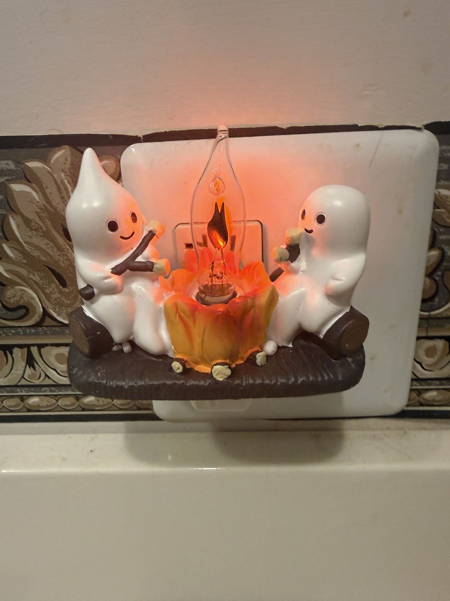 Vintage Halloween Ghosts Roasting Marshmallows Campfire Plug-In Night Light