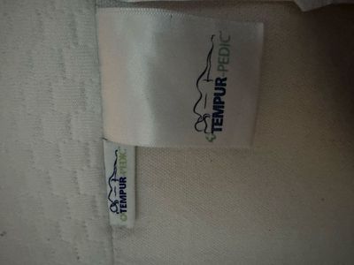 Tempur-Pedic Memory Foam Mattress Topper. Queen
