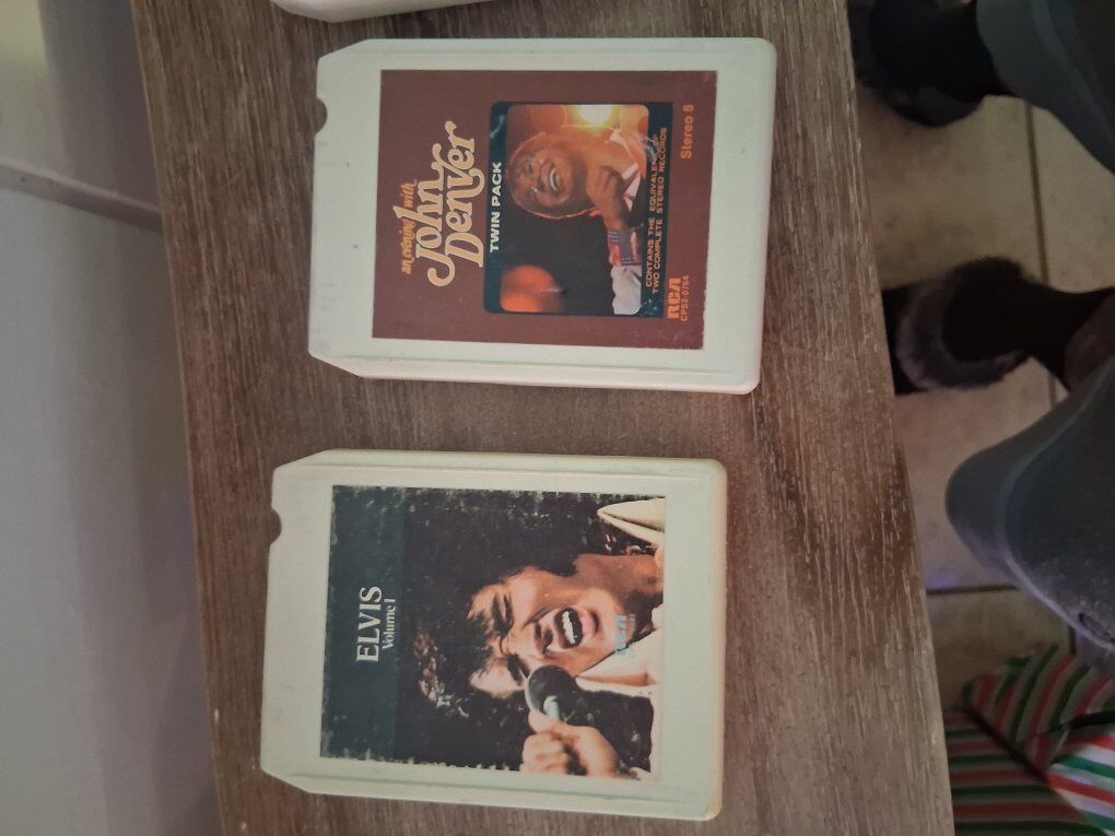 8 TRACK music cassette