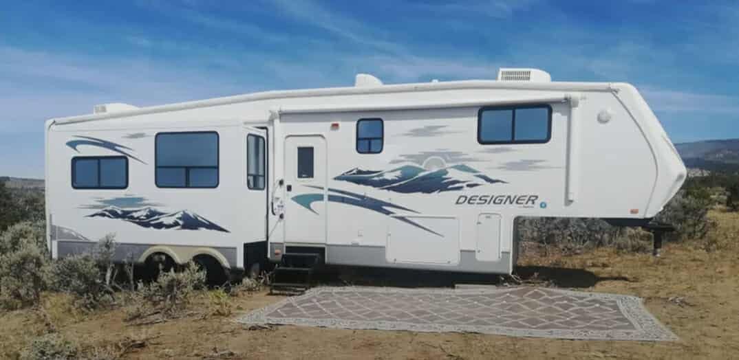 2008 Jayco Designer 36RLTS – Four Seasons 5th Wheel