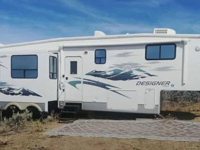 2008 Jayco Designer 36RLTS – Four Seasons 5th Wheel