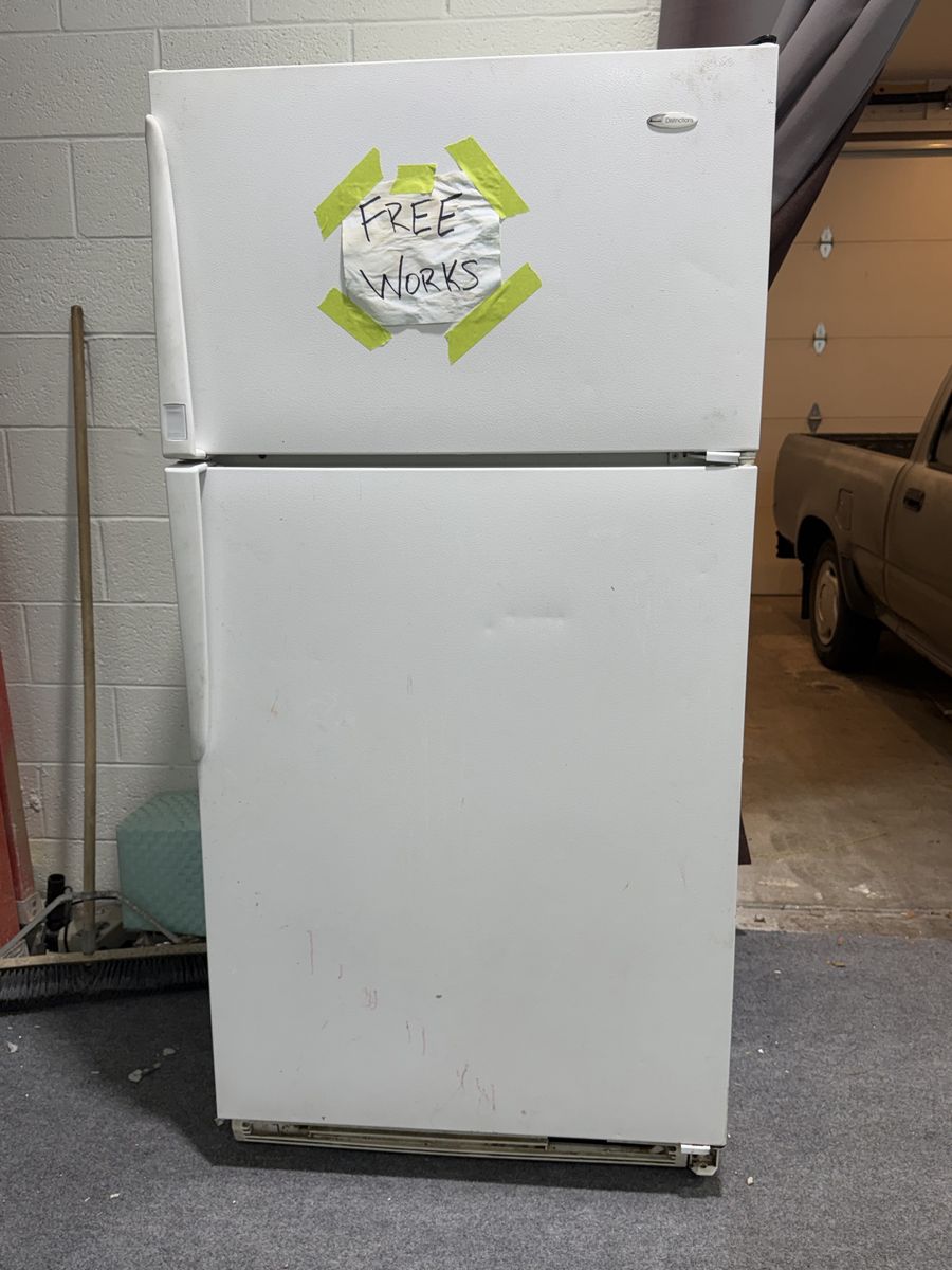 Free Fridge - Works