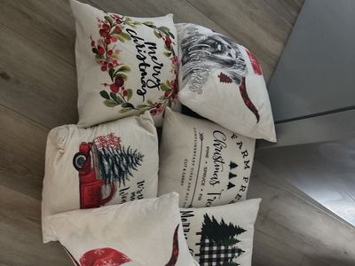 Holiday Decorative Pillow - Festive Home Decor