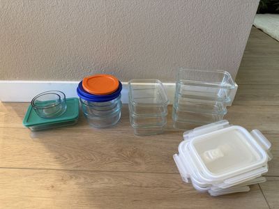 Glass food prep storage containers Pyrex