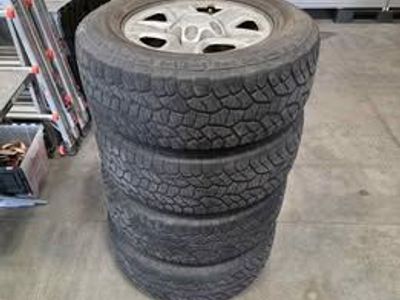 Excellent Set of 4 Pathfinder All-Terrain Tires 265/65 with 2007 Toyta Tundra Rims