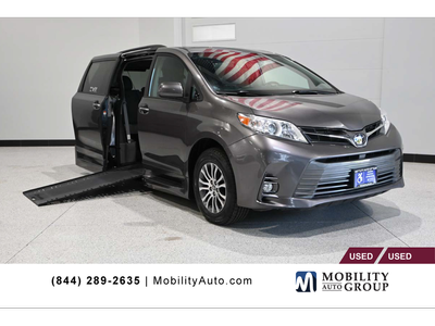 2020 Toyota Sienna XLE 8-Passenger