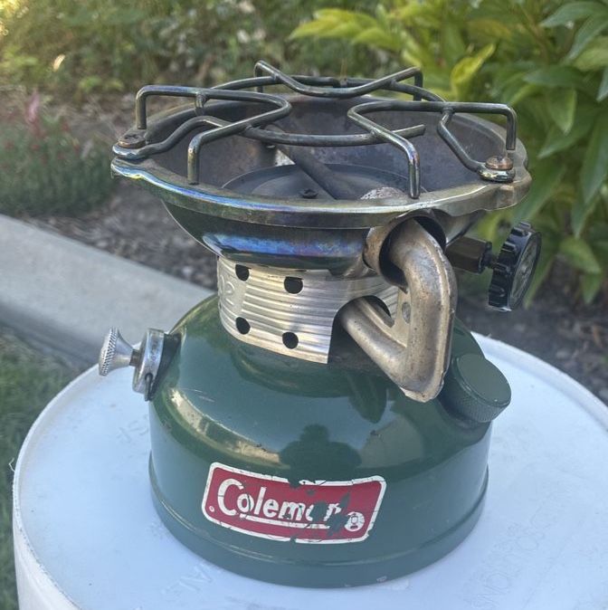 Vintage Coleman 502 Single Burner Stove