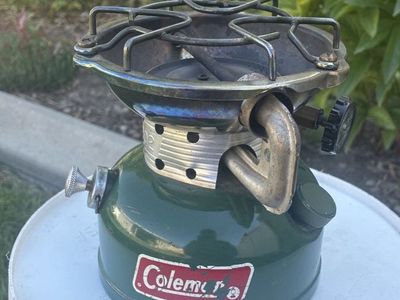 Vintage Coleman 502 Single Burner Stove