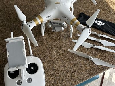 DJI Phantom 3 4K Drone Like New - Flown 5 Times