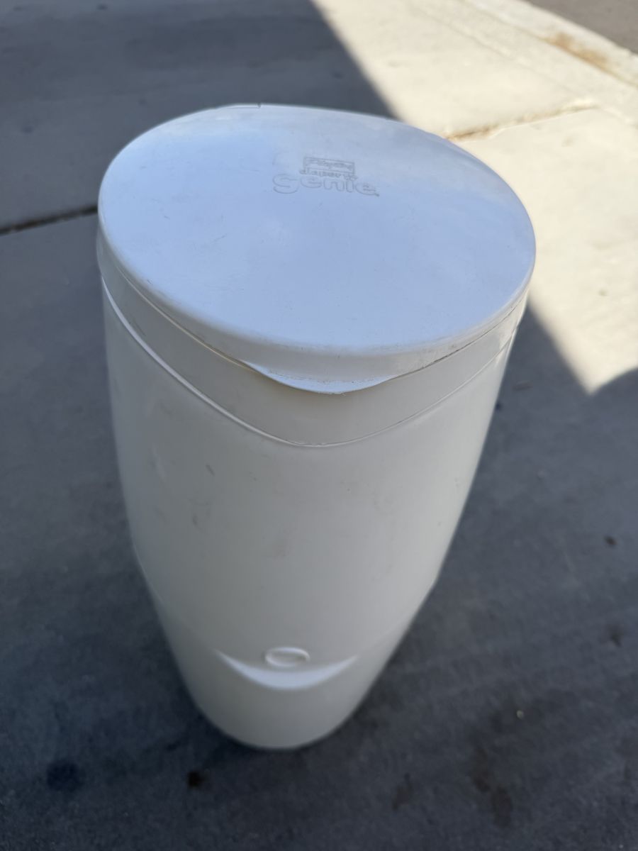 Diaper genie