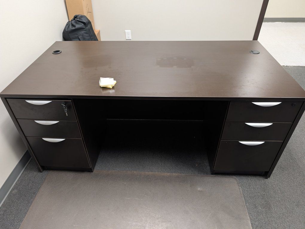 Office Desk