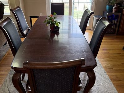 $350 OBO Cherry Wood dining room set for 6