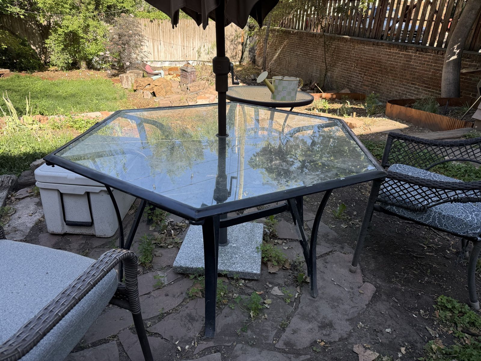 Hexagon shaped patio table