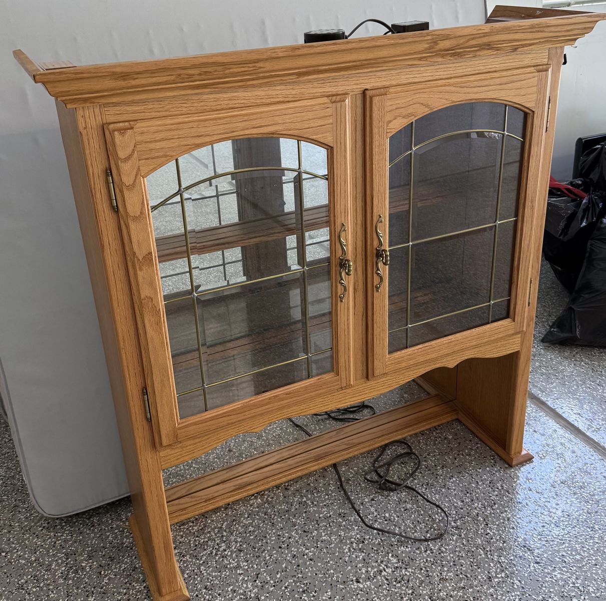 Hutch for top of cabinet. H45 1/2” x W44 3/8” x D13 1/4”