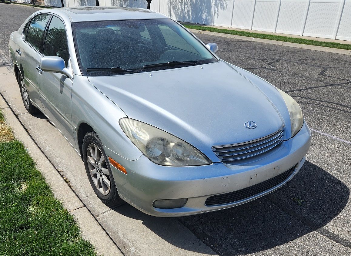 2002 LEXUS ES Base