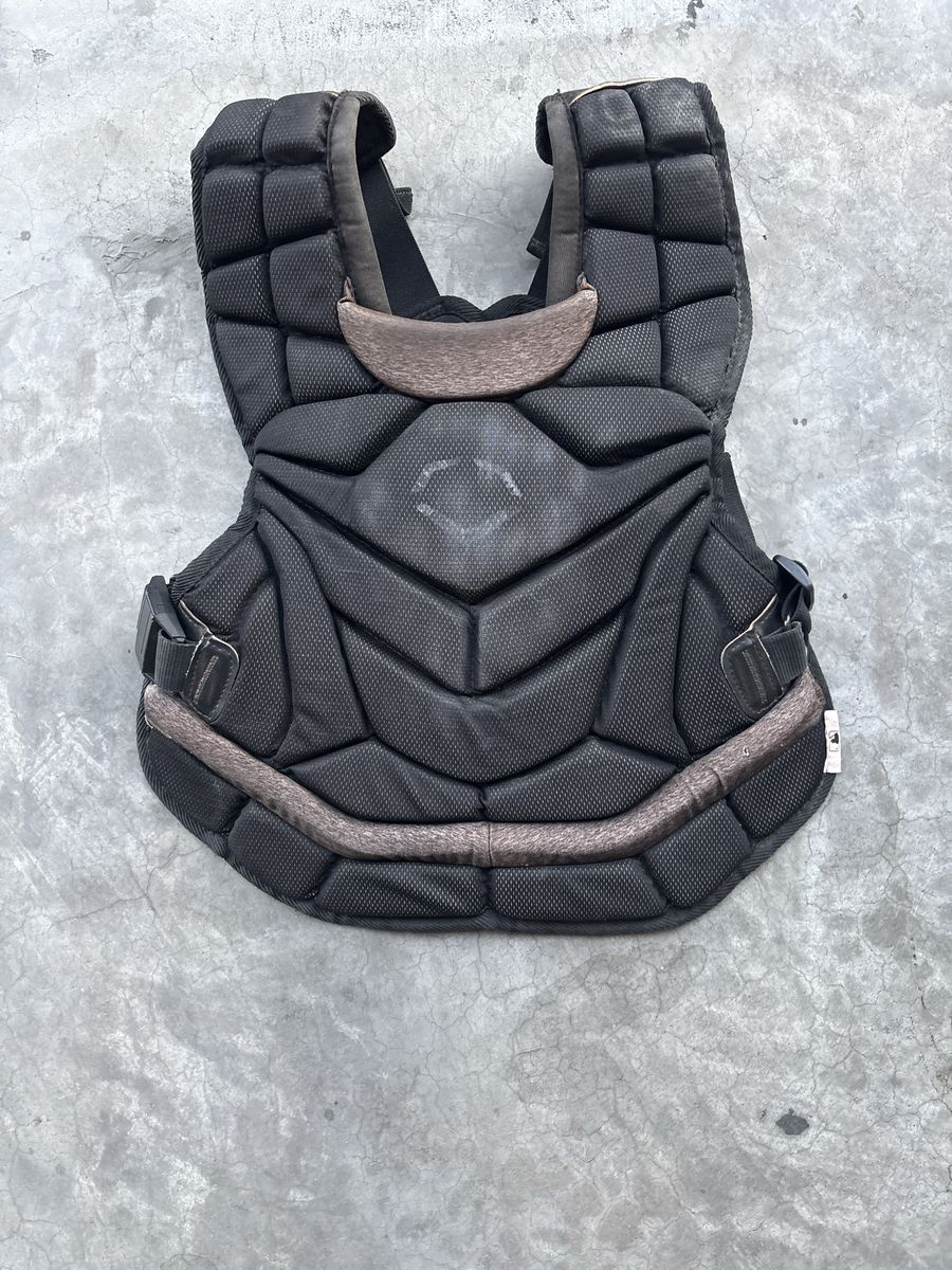 Evoshield XVT Catcher's Chest Protector, Black, Adult