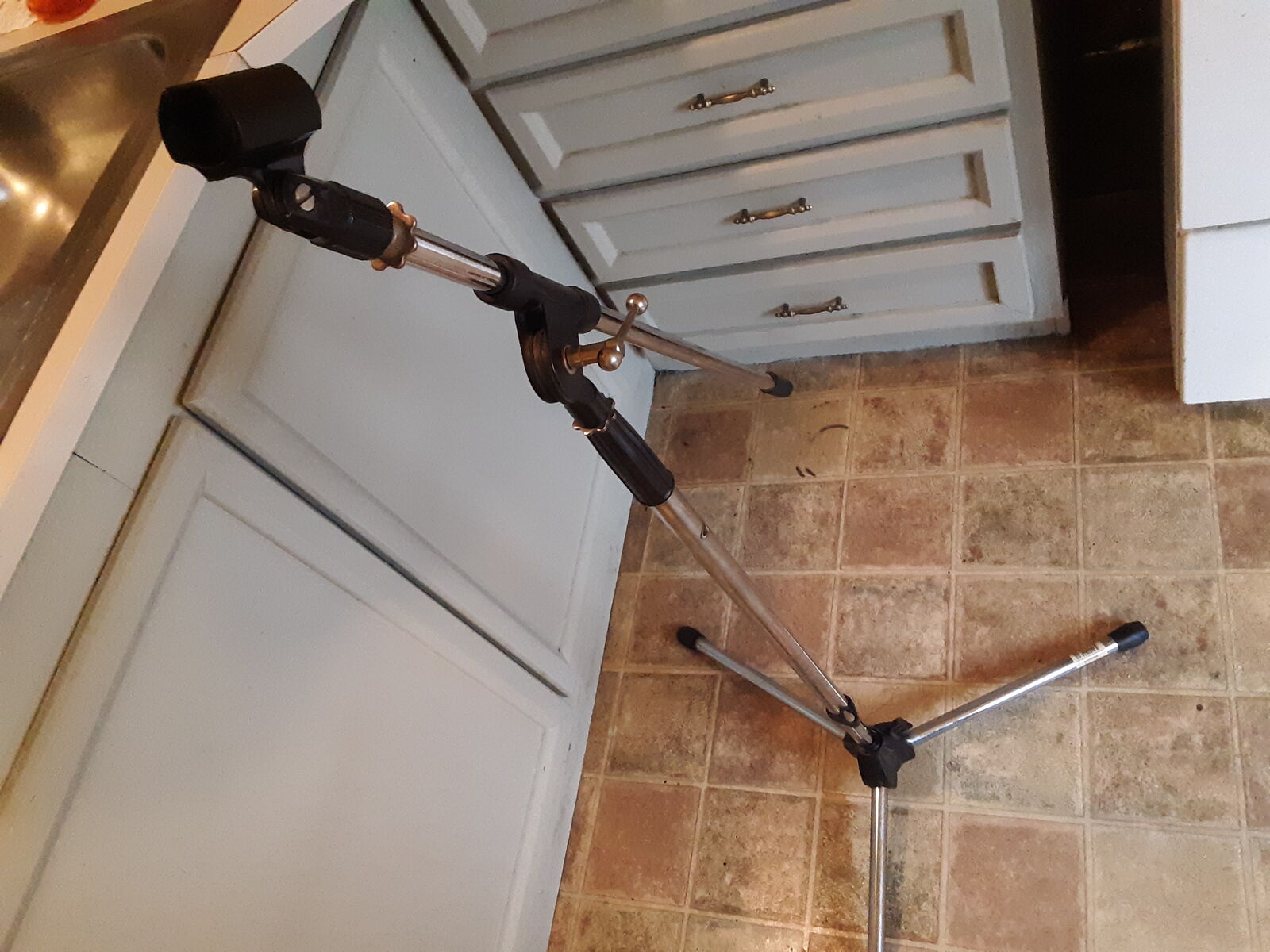 Proline MS 220 CR Tripod Microphone Stand