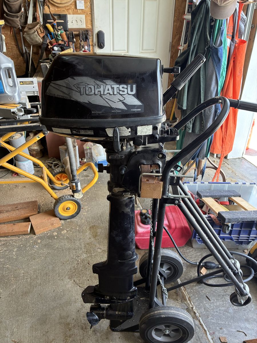 Tohatsu Outboard Motor