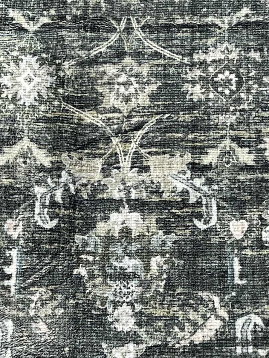 Main image 10