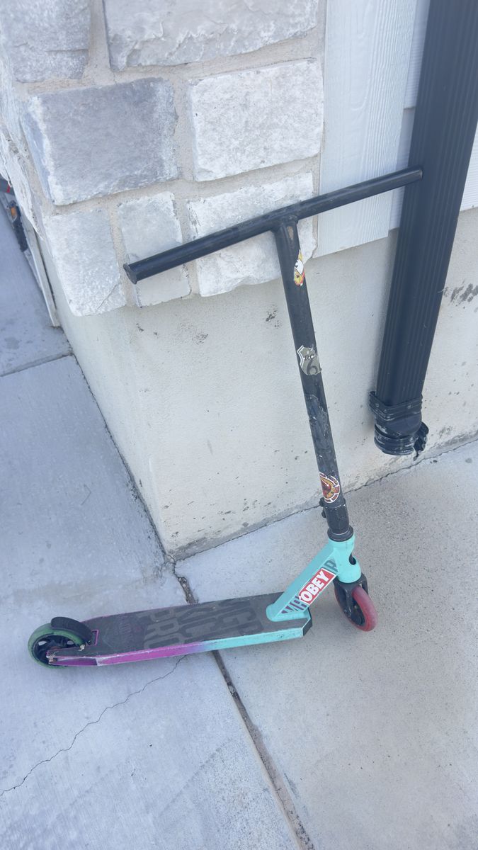 Mad Gear Freestyle Scooter - Teal/Pink - Good Used Condition