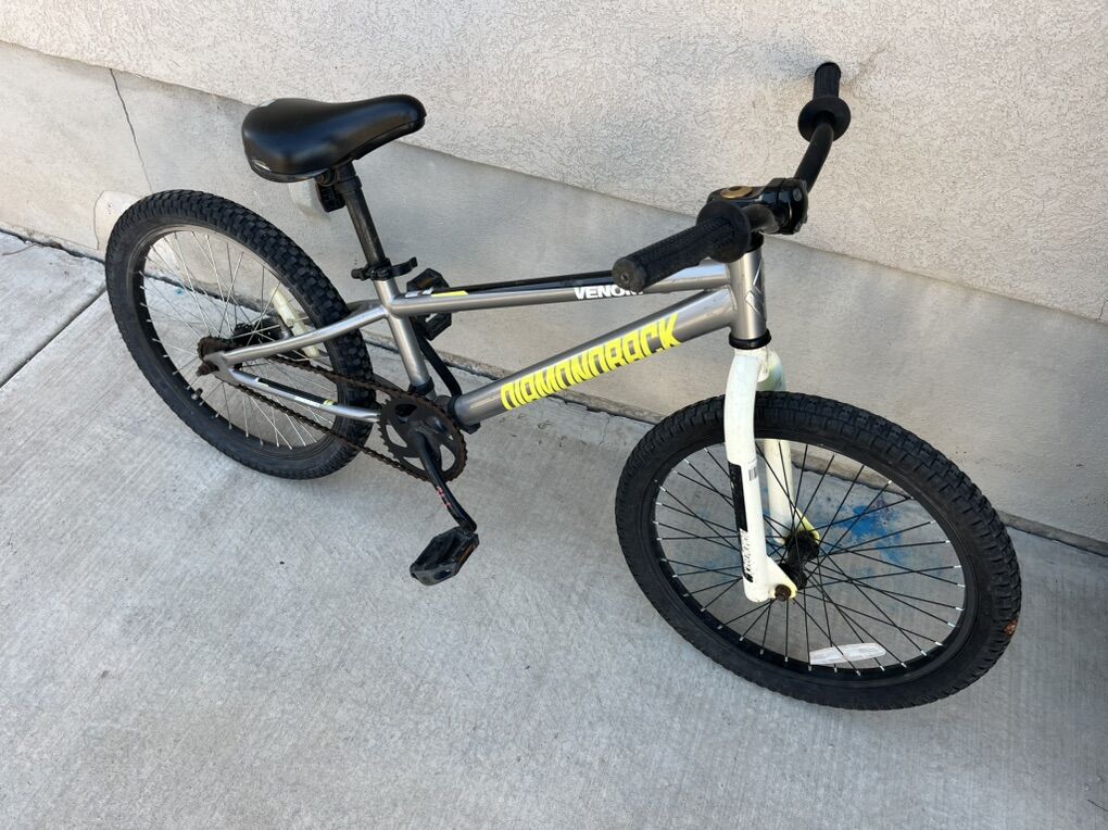 Dismondback venom Junior Bmx Bike