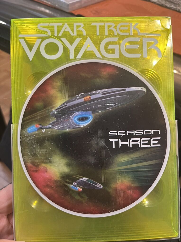 Star Trek Voyager Season Three dvd Set