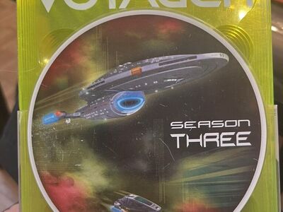 Star Trek Voyager Season Three dvd Set