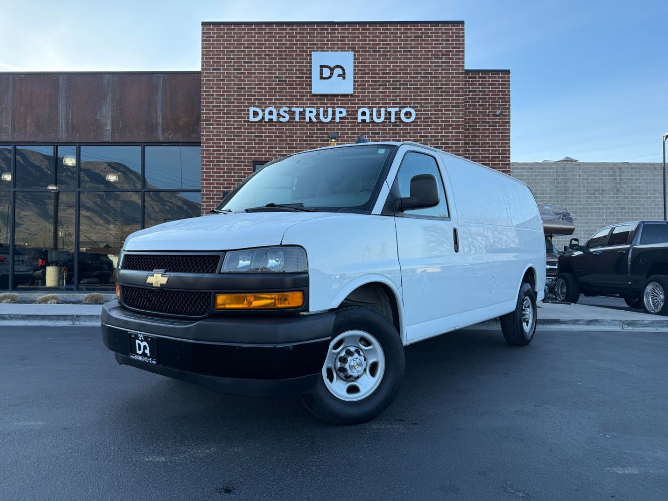 2023 Chevrolet Express 2500