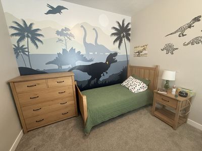 Twin Bed Set With Dresser And Nightstand