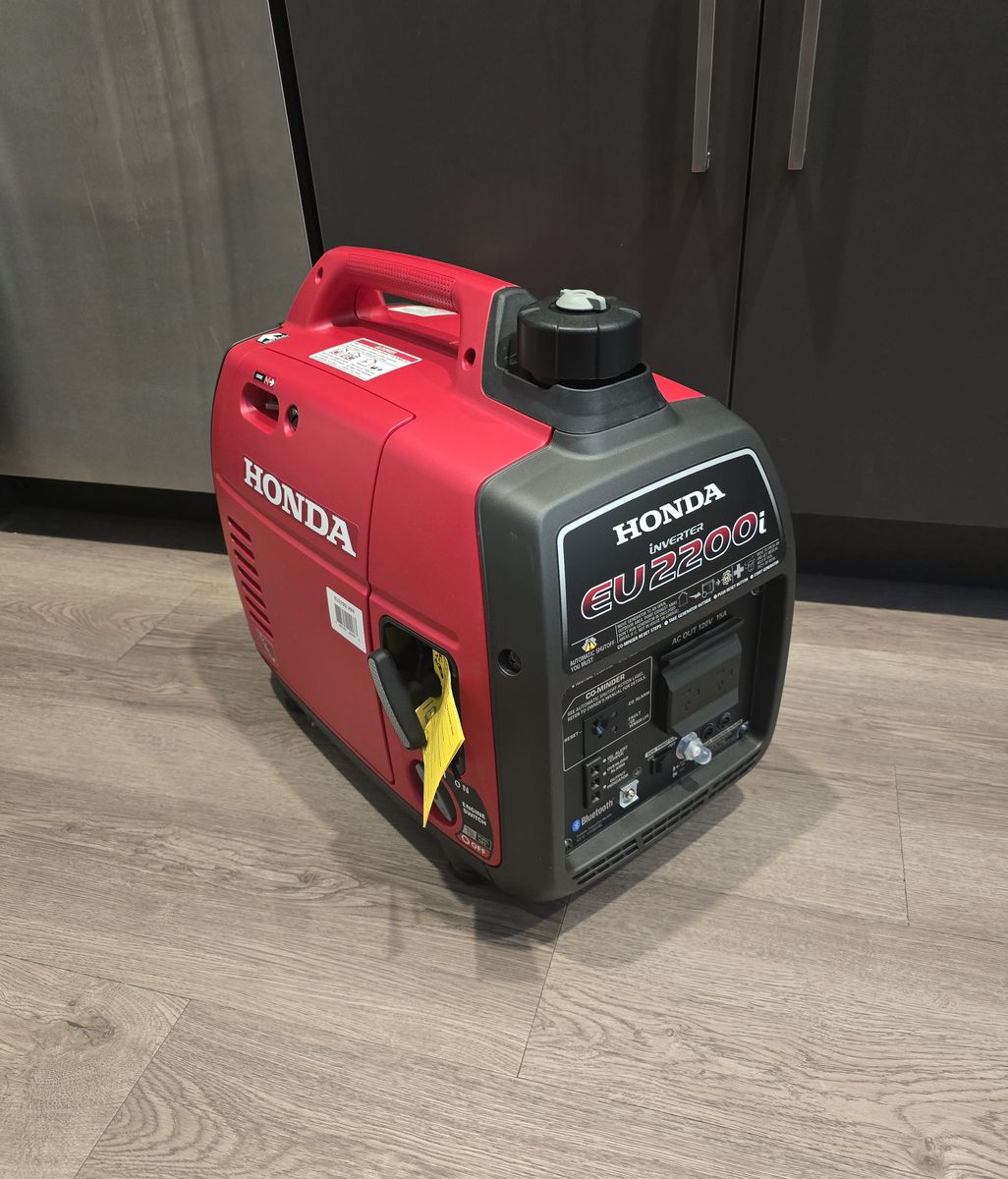 Brand New Honda EU2200i inverter/Generator w/ Bluetooth