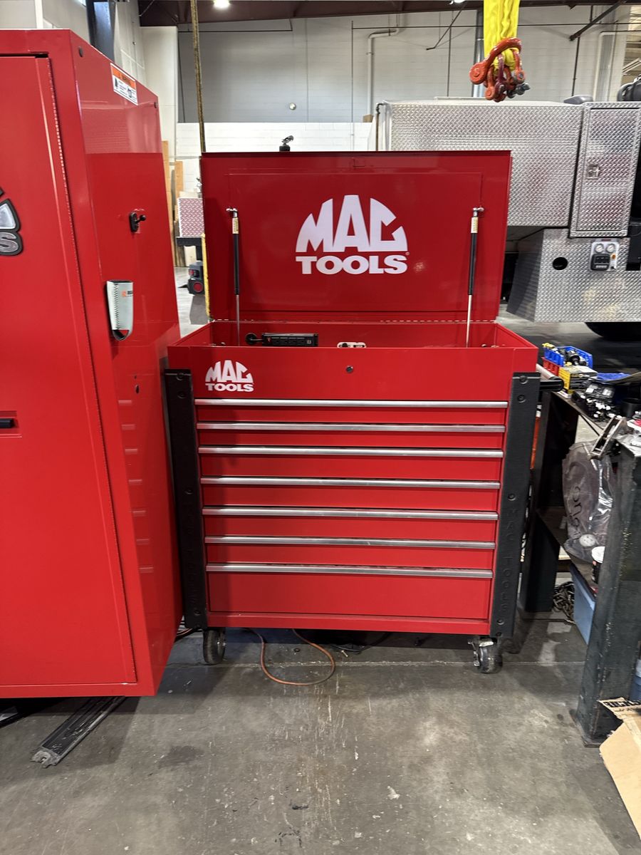 MAC Tools Red 7-Drawer Rolling Tool Box Cart with Top Chest Storage $2,000 obo open to offers and trades