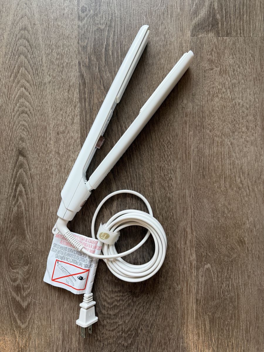 T3 Micro Ceramic Flat Iron