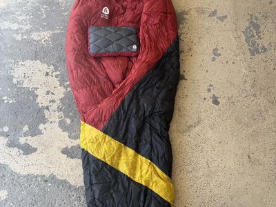 Sierra Designs Cloud 20 Sleeping Bag w/ Pillow