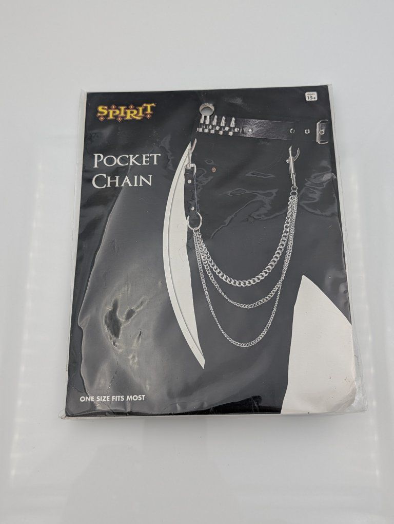 Spirit Halloween Triple Layer Pocket Chain