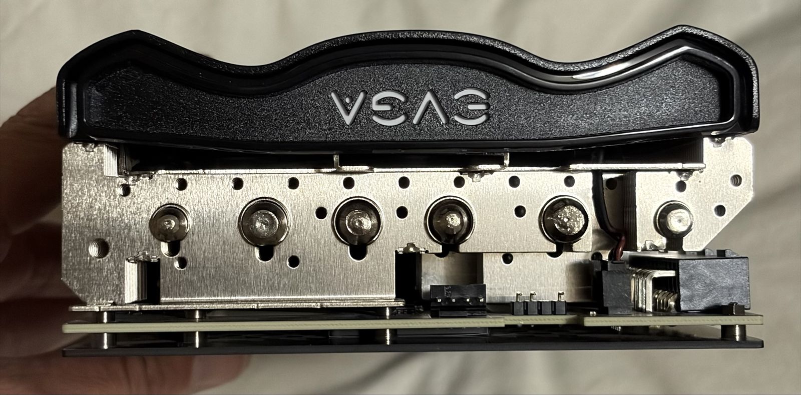 Main image 4